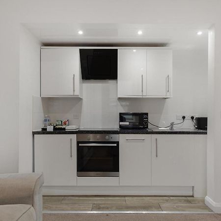 Central And Modern One Bedroom Flat Oxford Bagian luar foto